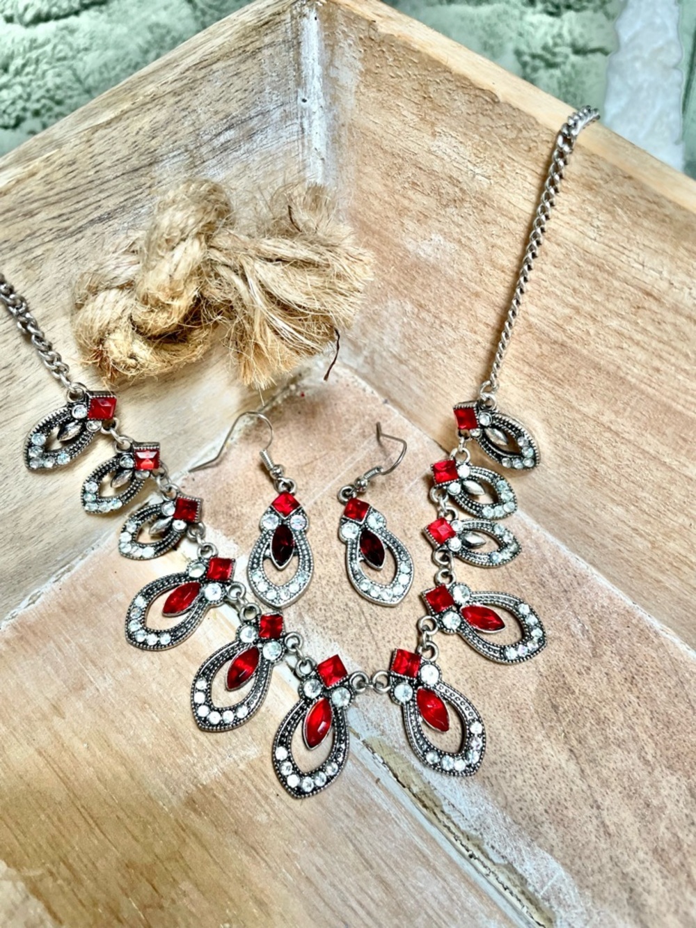 Red Crystal Teardrop Necklace & Earring Set - Women Jewelry